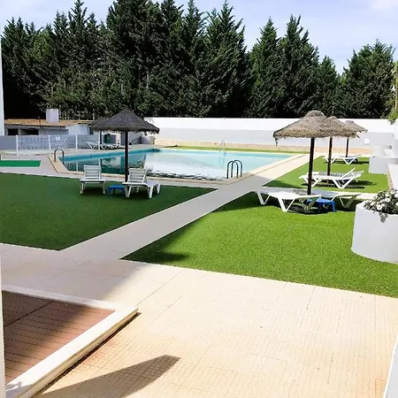 Apartment 1 Bedroom Apartment Cardoso, Praceta Vitorino Nemesio, Albufeira *